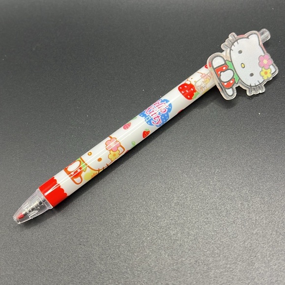 Set of 6 Hello Kitty Pens - Picture 5 of 13